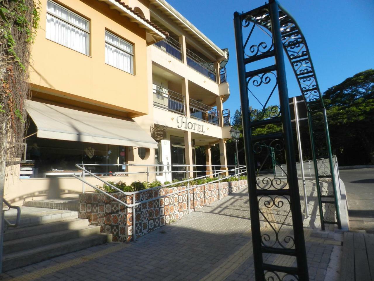 Holambra Garden Hotel Exterior foto The entrance to the hotel